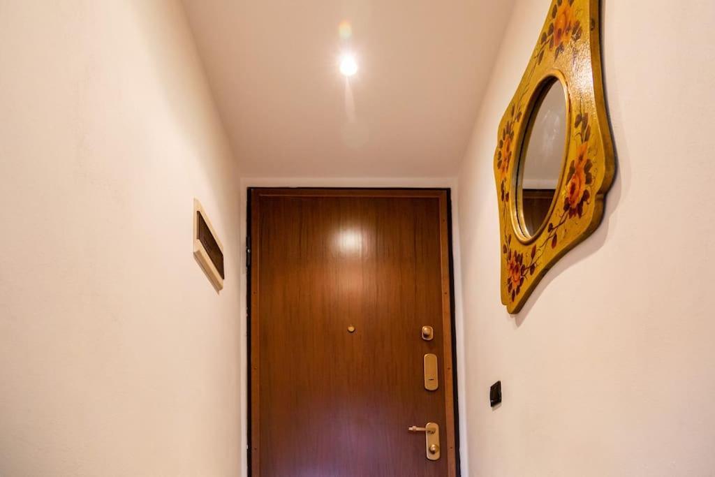 شقة 2 Min Da Porta Genova - Elegante Bilocale ميلان المظهر الخارجي الصورة