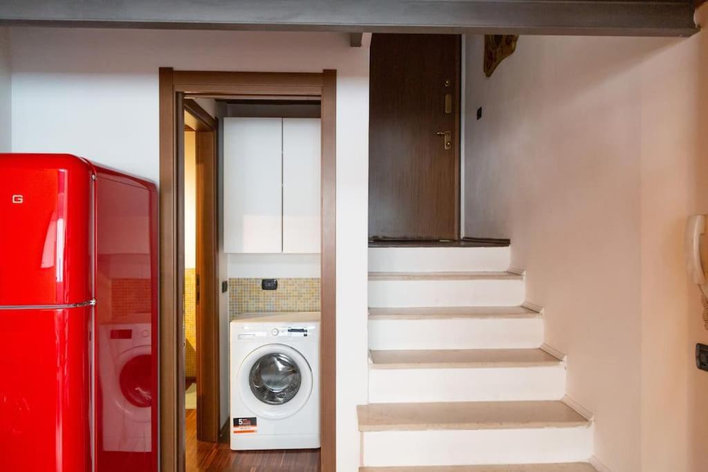 شقة 2 Min Da Porta Genova - Elegante Bilocale ميلان المظهر الخارجي الصورة